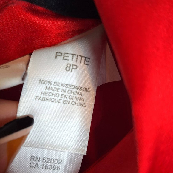 Vintage Y2K Liz Claiborne Petite Red 100% Silk Button Blouse Top Collar 8P Small - Picture 4 of 10